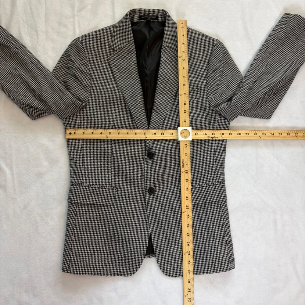 Banana Republic Mens 38S Tailored Fit Houndstooth Wool Blend Blazer Black White